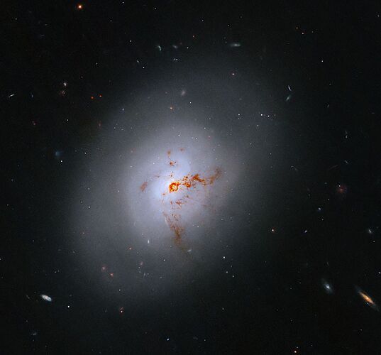 Vesmírny ďalekohľad Hubble zachytil kozmický vývoj v&nbsp;priamom prenose