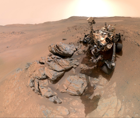 Rover Perseverance poslal panoramatické selfie z&nbsp;marťanského západného pohraničia
